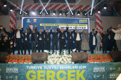 AK Parti’nin ilçe belediye başkan adayları açıklandı