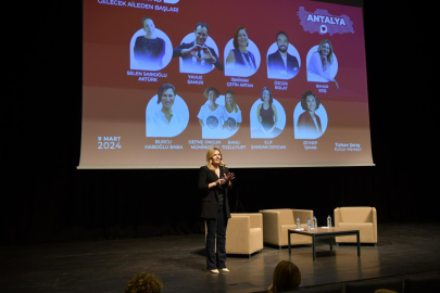 MomTalks bu kez Antalyalı ebeveyn ve eğitimcilerle buluştu