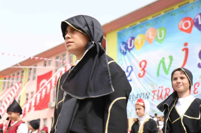 23 Nisan Sakarya’da coşkuyla kutlanıyor