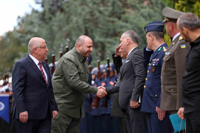 Bakan Güler, Ukraynalı mevkidaşı ile görüştü