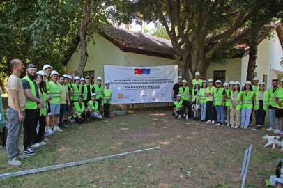 Antalya’da Güneş Okulu Projesi için uygulamalı eğitim başladı