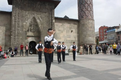 Erzurum 2024’te 500 Etkinlikte 1 Milyon Kişiyi Ağırladı