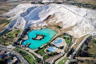 Pamukkale'nin Beyazlığı Tehlike Altında