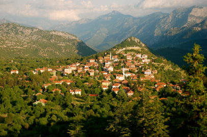 Turizm Köyü Ormana’nın Tarihi Evleri Tehlikede