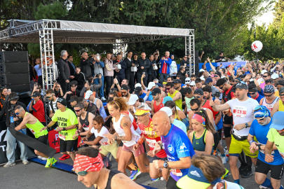 20. Uluslararası Runtalya maratonu Antalya'da başladı