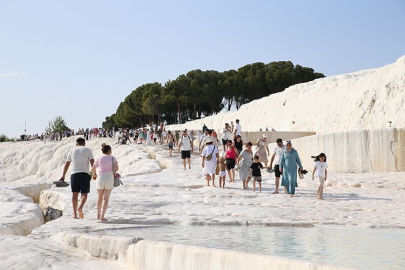 Pamukkale Bayramda En Çok Ziyaret Edilen İkinci Ören Yeri Oldu