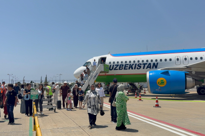 Özbekistan Havayolları Gazipaşa-Alanya’ya İlk Seferini Yaptı