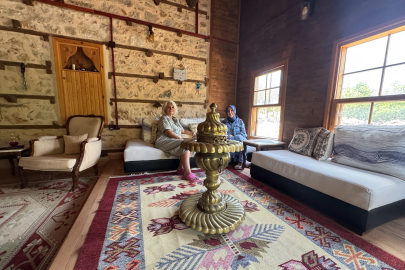 Sarıhacılar’da Düğmeli Evler Turizme Kazandırılıyor