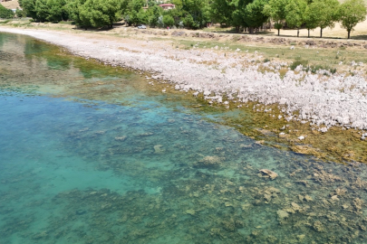 Van Gölü’nde Mikrobiyalit Tehlikesi