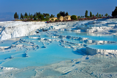 Pamukkale’de Termal Su Azalıyor, Travertenler Tehlikede