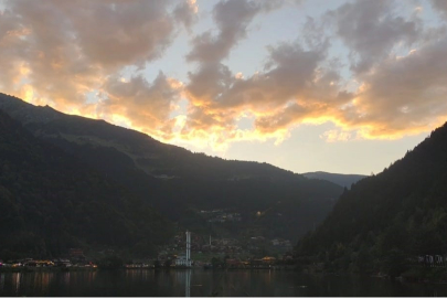 Uzungöl Semalarında Bulut Geçişleri Görsel Şölen Oluşturdu