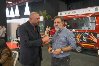 Aşkın Koç, Antalya Turizm Fuarında Nazmi Şahin Röportajında