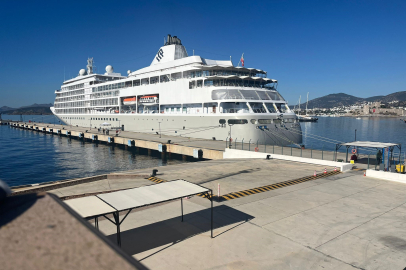 Bodrum, Silver Whisper Kruvaziyeri Ağırladı