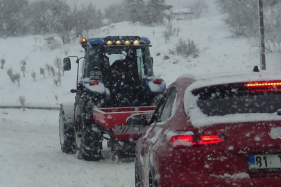Abant, Karla Kaplı Milli Park Hafta Sonu Tatilcilerle Doldu