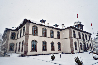 Tarihi Erzurum Kongre Binası risk altında