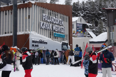Sömestr tatili Palandöken’i doldurdu