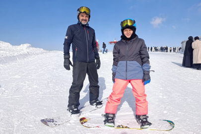 Yedikuyular Kayak Merkezi’nde tatil yoğunluğu ve kar keyfi
