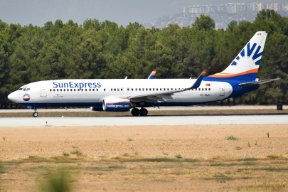 SunExpress uçağında iniş takımı arızası