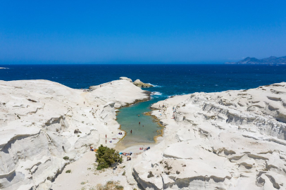 Ünlü Sarakiniko Plajı yapılaşma tehdidiyle karşı karşıya