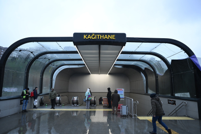 Uraloğlu: Türkiye’nin en hızlı metrosu İstanbul trafiğini rahatlatıyor