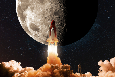 NASA Ay çevresindeki insanlı görev için tarih paylaştı