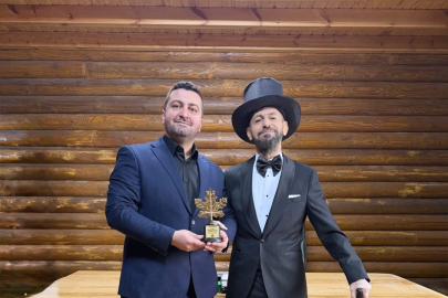 Dünyaca Ünlü Yazar Akif Manaf’a Doğayla Barış Ödülü