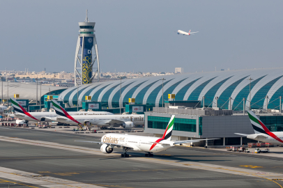 BAE ve Katar’dan mahsur kalanlara konaklama ve yemek desteği