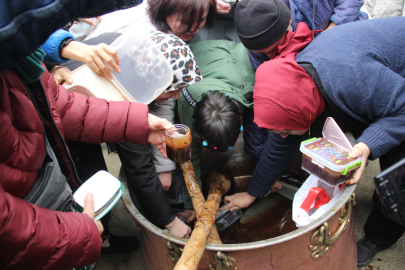 Mesir macunu için kazana girdiler