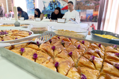 Tekirdağ’da 32 tatlı yarıştı, Hayrabolu tatlısı birinci oldu