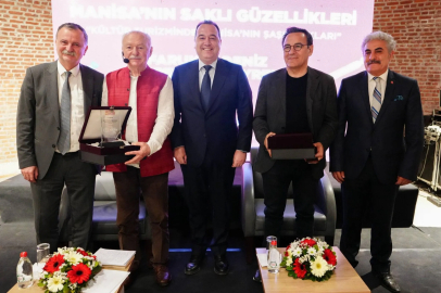 Faruk Pekin ve Deniz Zeyrek, Manisa turizmini anlattı