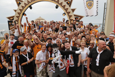 Acun Ilıcalı ve Hull City taraftarları Hydros Club Kemer'de buluştu