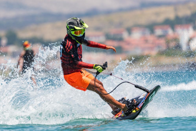 Dünya Motosurf Şampiyonası'nda heyecan başladı