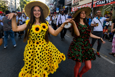 Tekirdağ'da "60. Uluslararası Kiraz Festivali" başladı