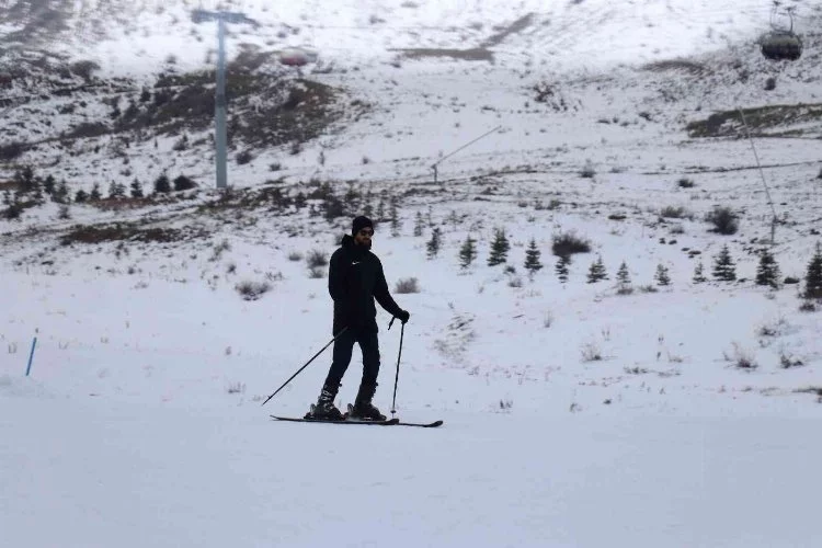 Sivas’ın parlayan yıldızında kayak sezonu başladı