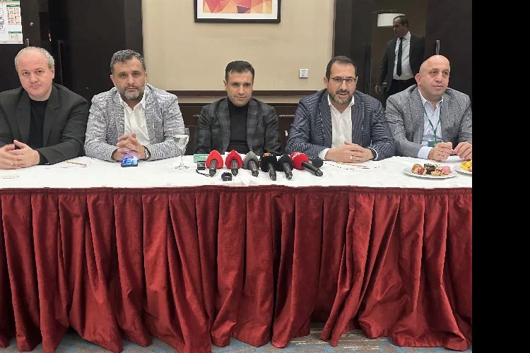 Konyaspor'da olağanüstü genel kurul ertelendi