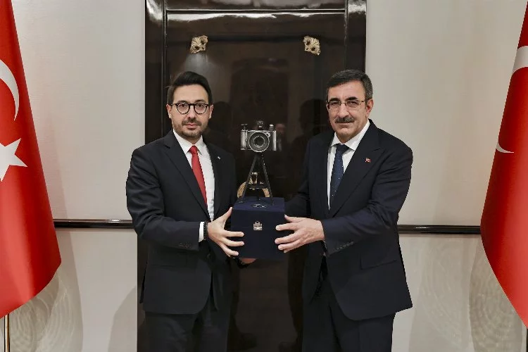 Cumhurbaşkanı Yardımcısı Yılmaz, AA Yönetim Kurulu Başkanı ve Genel Müdürü Karagöz'ü kabul etti