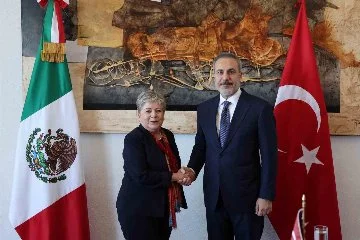 Dışişleri Bakanı Fidan, Meksikalı mevkidaşı Alicia Bárcena Ibarra ile görüştü