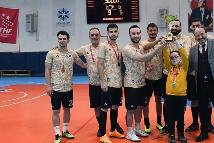100. Yıl Futsal Turnuvası’nın galibi belli oldu