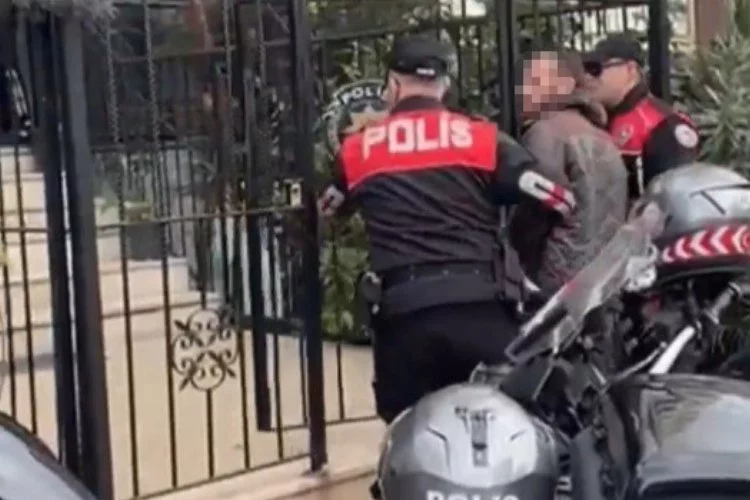 İzmir’de motosikletli polislerden sıkı denetim: 106 gözaltı