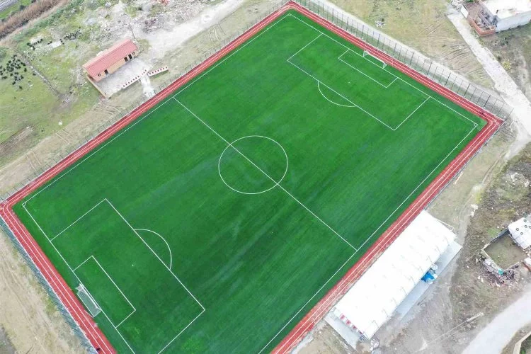 Söke’ye 3 yeni futbol sahası
