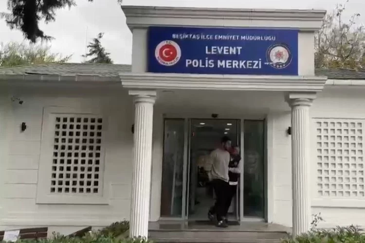 Beşiktaş’ta akılalmaz uyuşturucu zulası kamerada: Telli düzenekten esrar fışkırdı