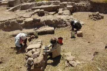 İç Kale kazısında 5 bin yıllık yerleşim tabakalarına ulaşıldı