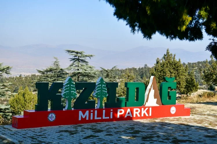 Kızıldağ Millî Parkı adeta doğanın kucakladığı bir cennet