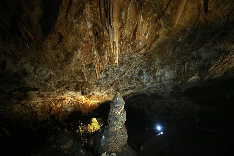 Oylat Mağarası'nı yılda 300 bin kişi geziyor