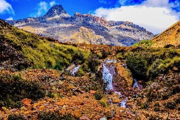 Peru'nun Göz Kamaştıran Doğal Hazinesi: Huascarán Millî Parkı