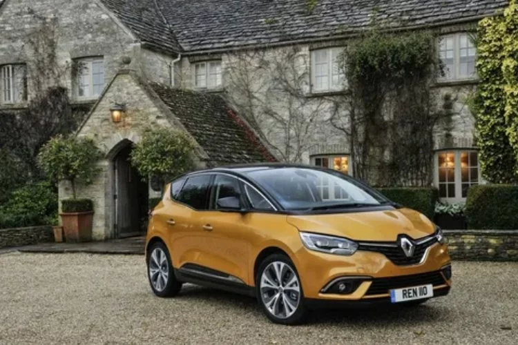 Renault Group CEO'su: Benzeri görülmemiş sayıda lansman yapacağız