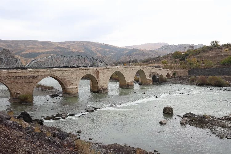Türkiye'nin en prestijli köprüleri arasında gösterilmişti